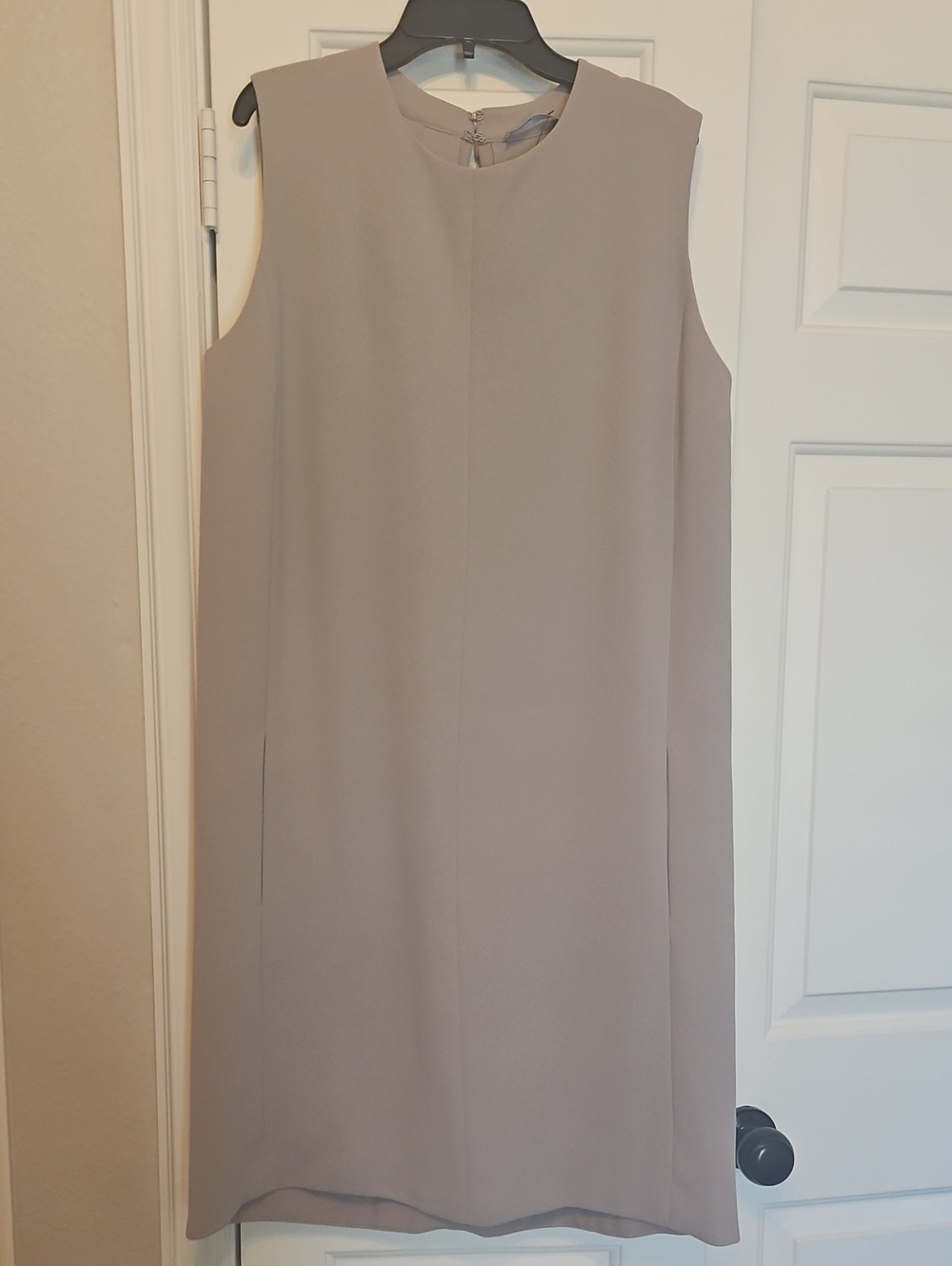 VINCE Sleeveless Shift Dress in Light Taupe W/ POCKETS- Modern Minimalist